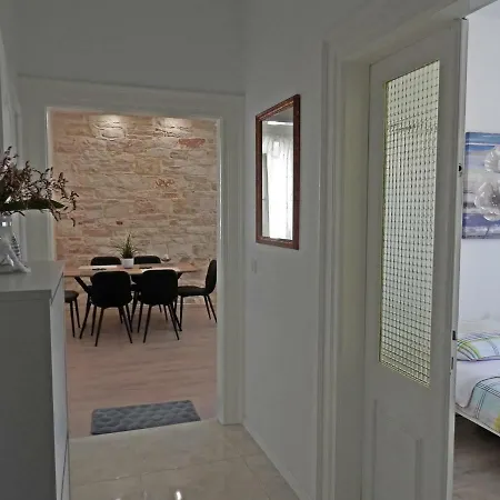 Center Premium דירה פורץ